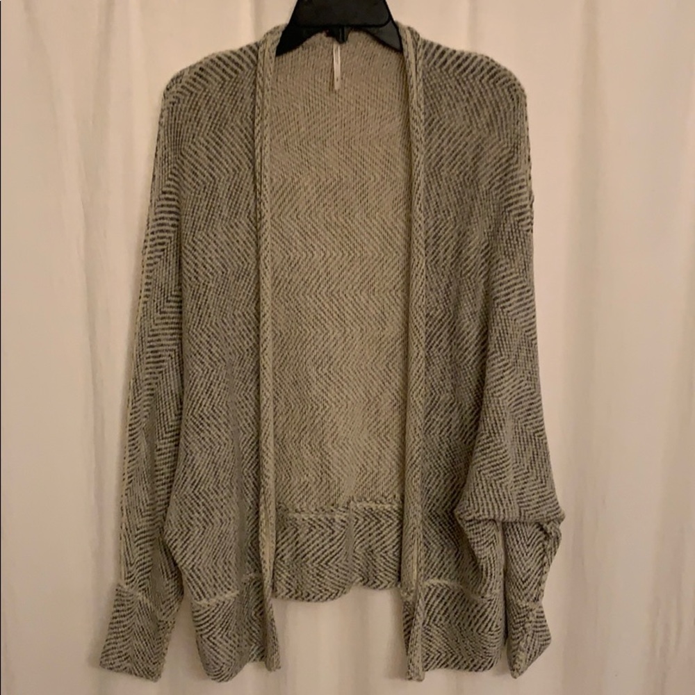 Free People Cardigan. size s.